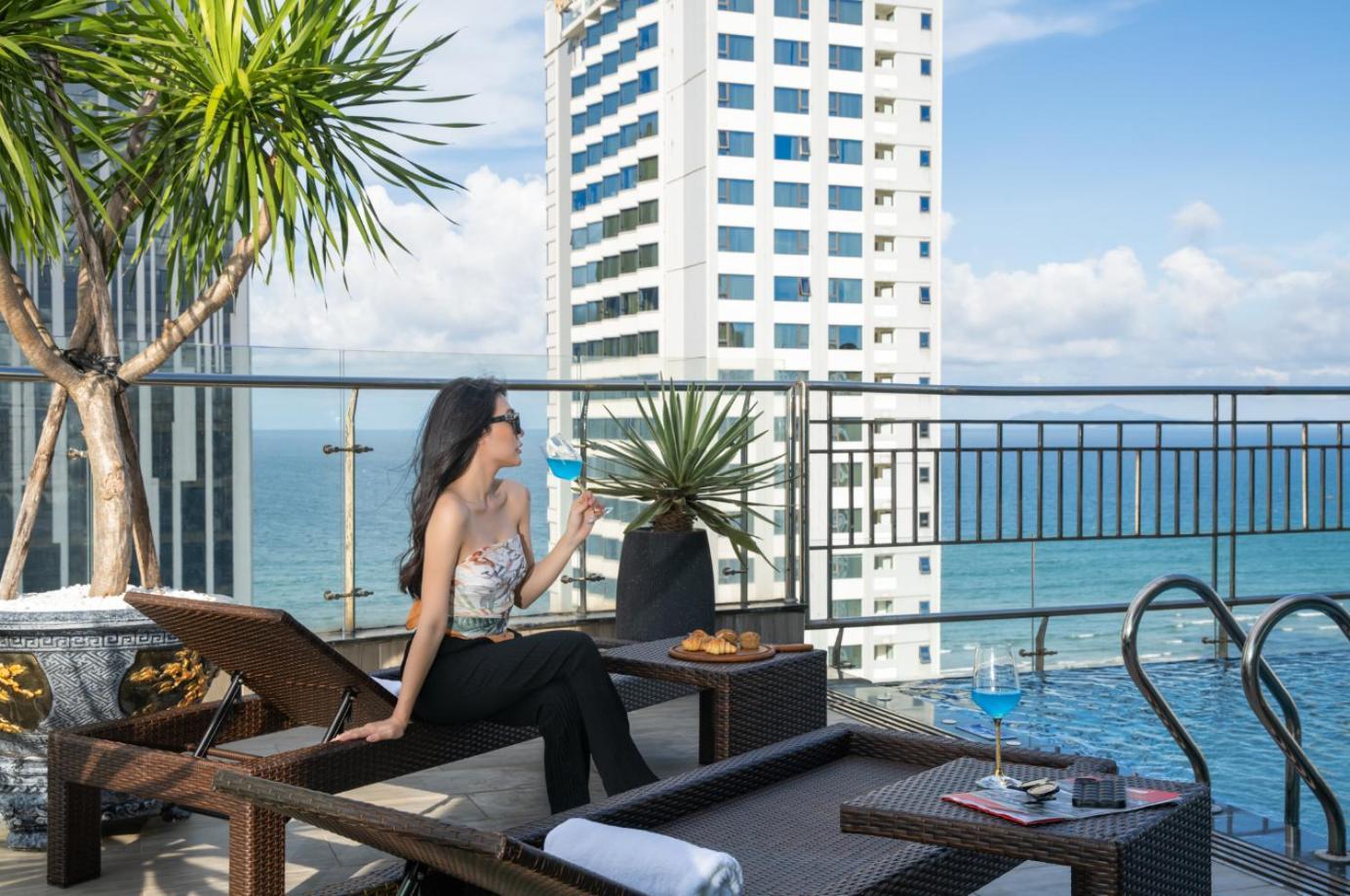 Delicate Hotel Дананг Экстерьер фото